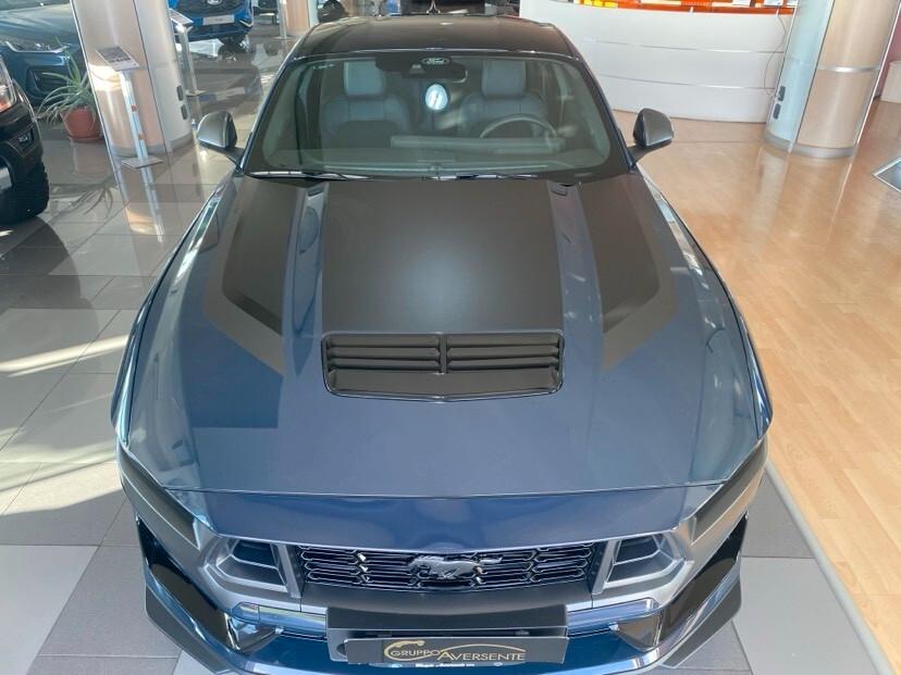 Ford Mustang Fastback 5.0 V8 Dark Horse