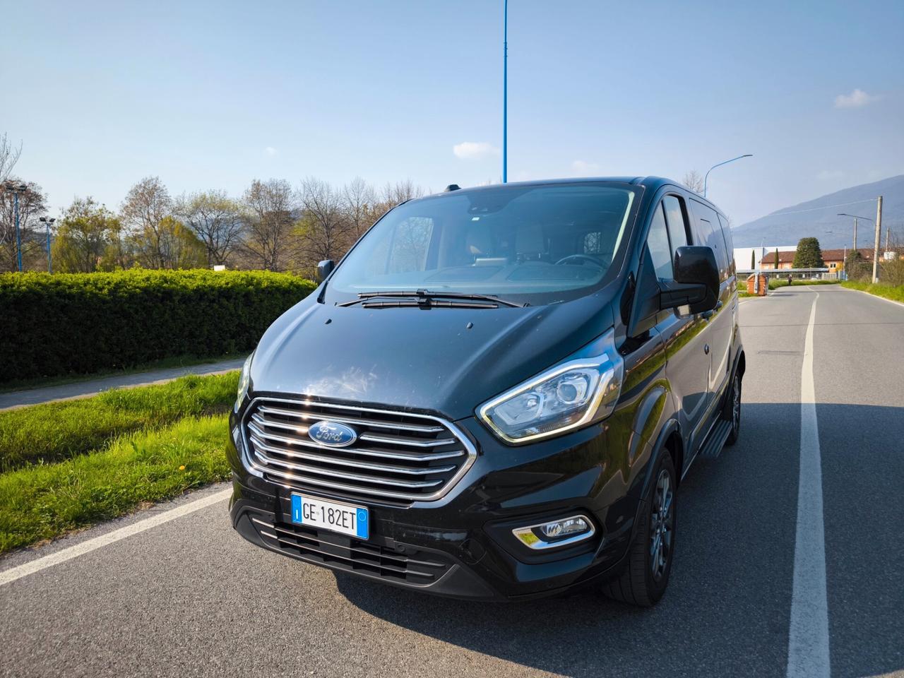 FORD TOURNEO CUSTOM TDCI-TITANIUM-9 POSTI-2021-GANCIO TRAINO