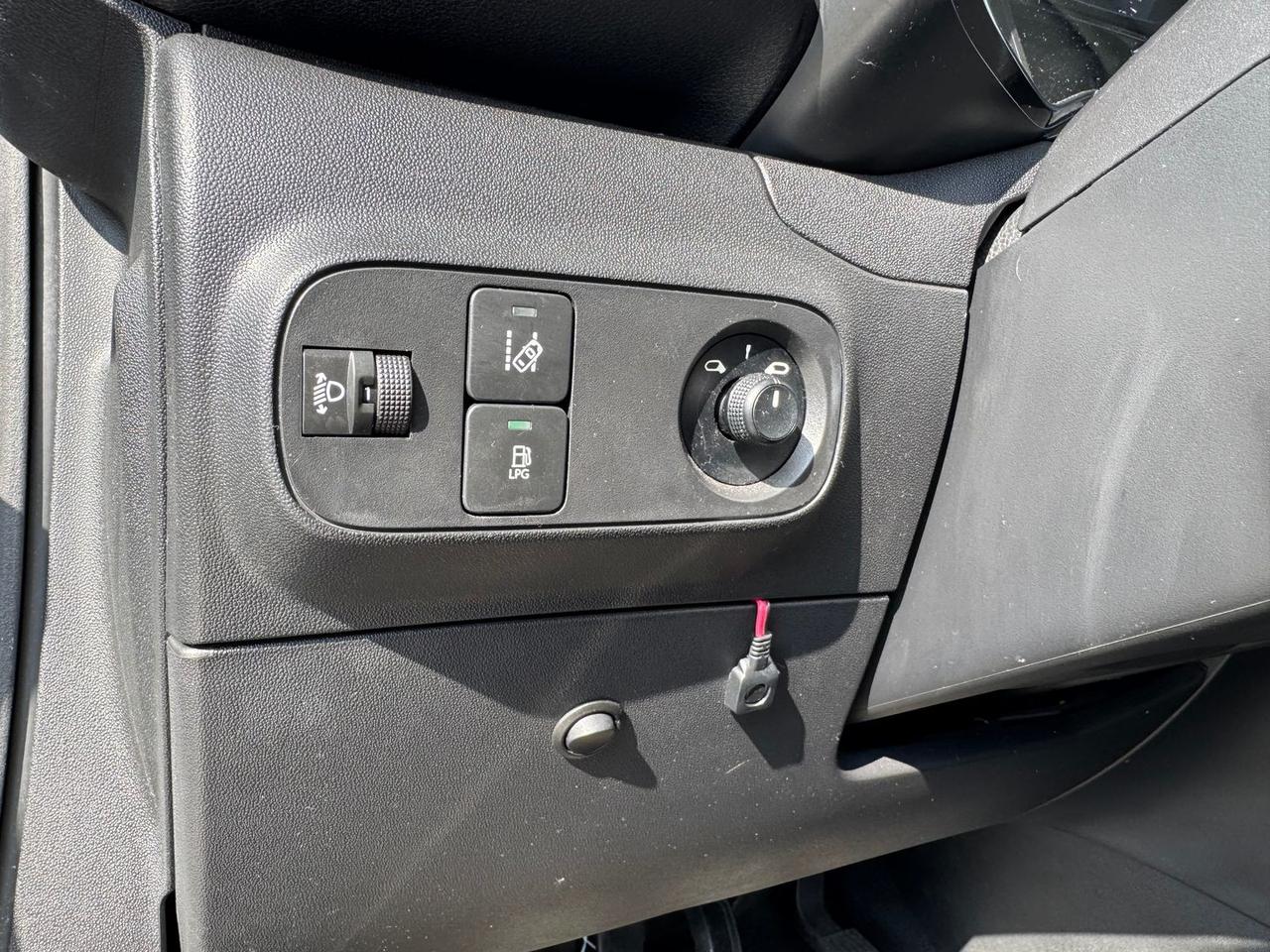 Citroen C3 1.2 PureTech 82 Feel GPL #6809