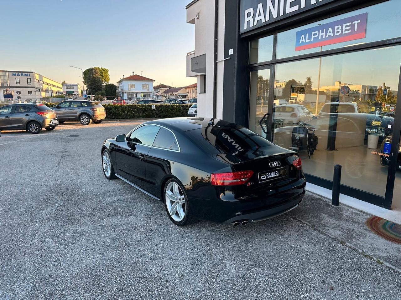 Audi A5 S5 4.2 V8 quattro