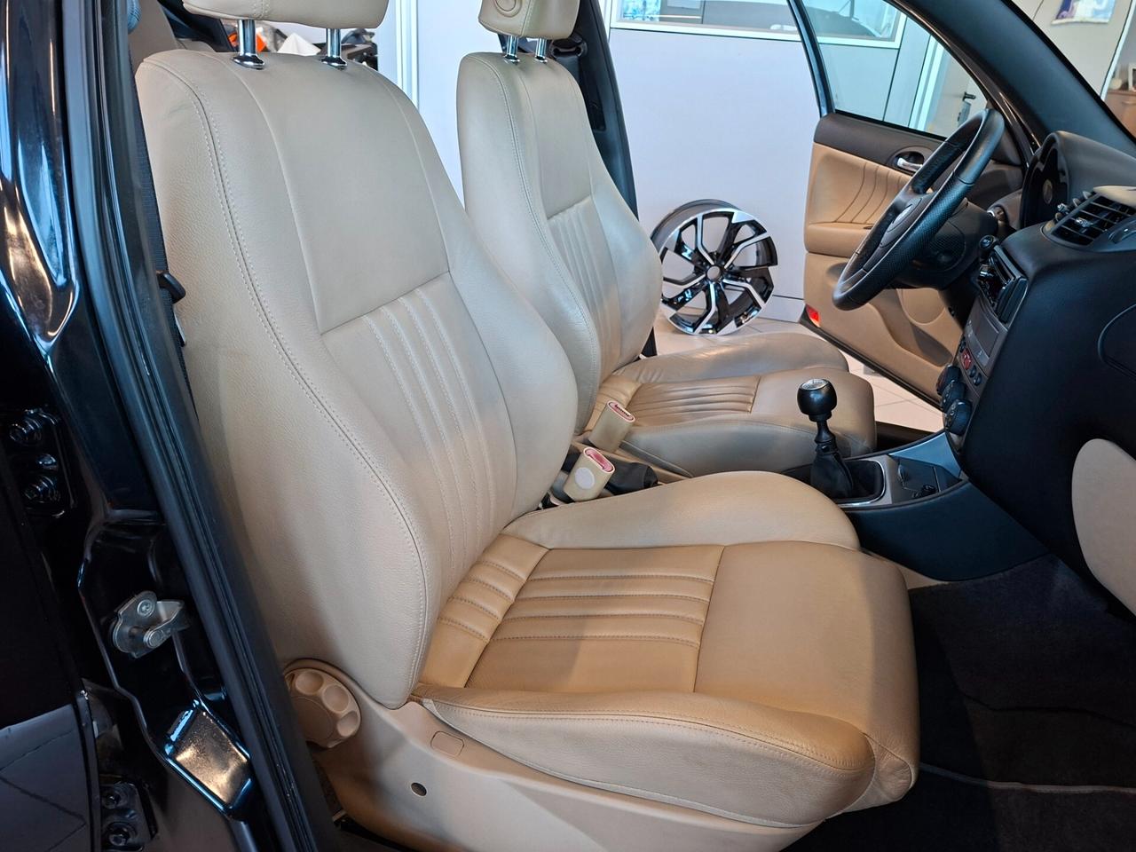 Alfa Romeo 147 1.9 JTD (120) 5 porte Moving