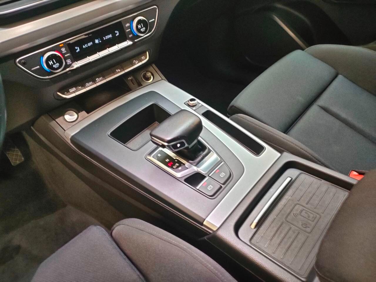 AUDI Q5 2ª serie Q5 SPB 40 TDI quattro S troni...