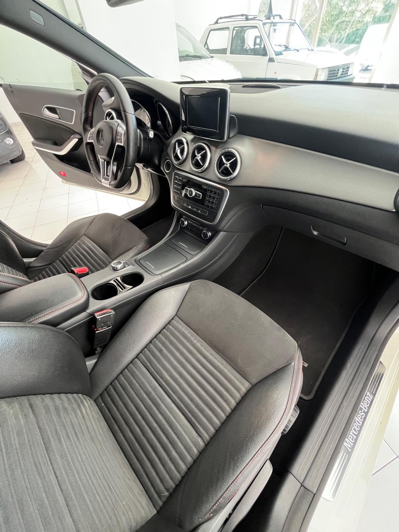 Mercedes-benz CLA 220 CDI 4Matic Automatic Premium