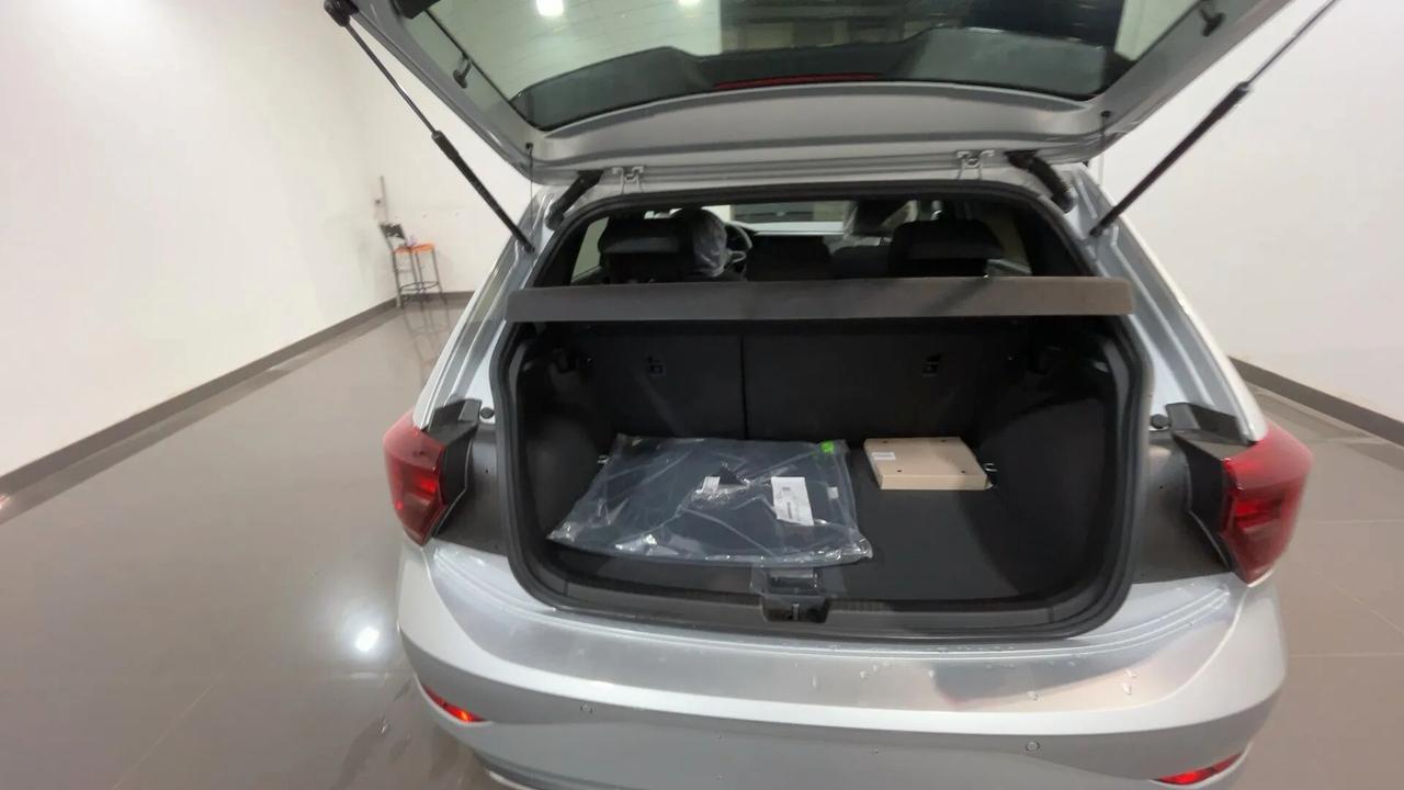 Volkswagen Polo 1.0 TSI R-Line KM0