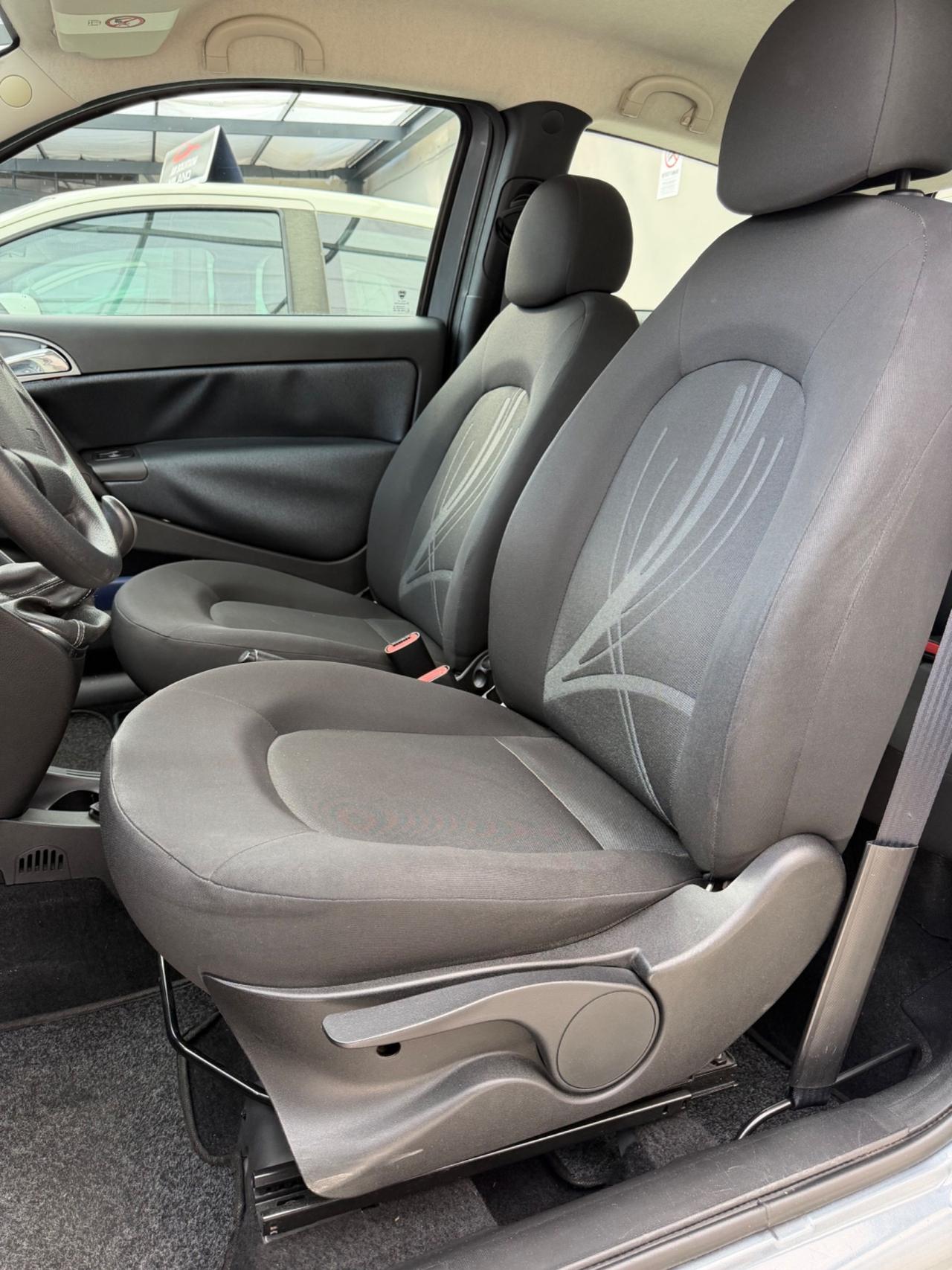 Lancia Ypsilon 1.2 Neopatentati Euro 5