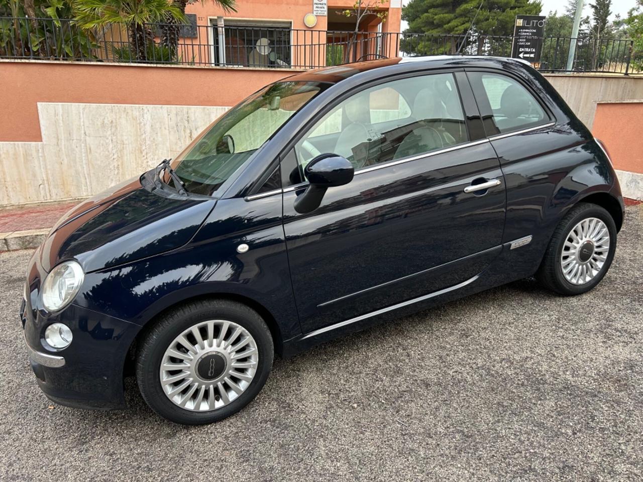 Fiat 500 1.2 Lounge ideale per neo patentati