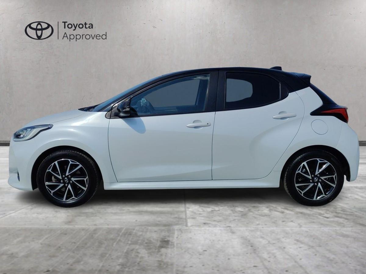 TOYOTA Yaris IV 2020 - Yaris 1.5h Style