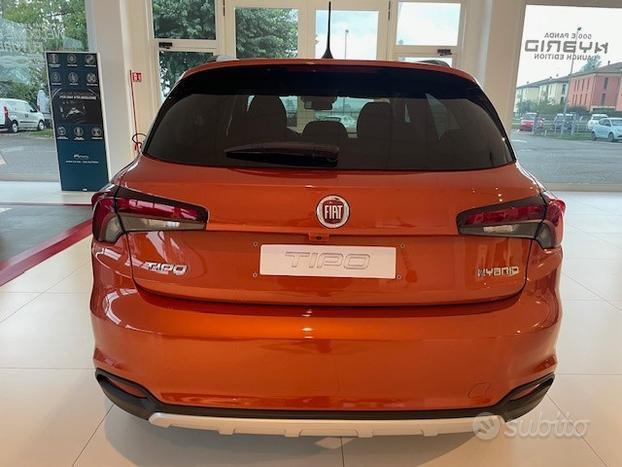FIAT Tipo Hatchback My23 1.5 Hybrid130cv Dc N66648