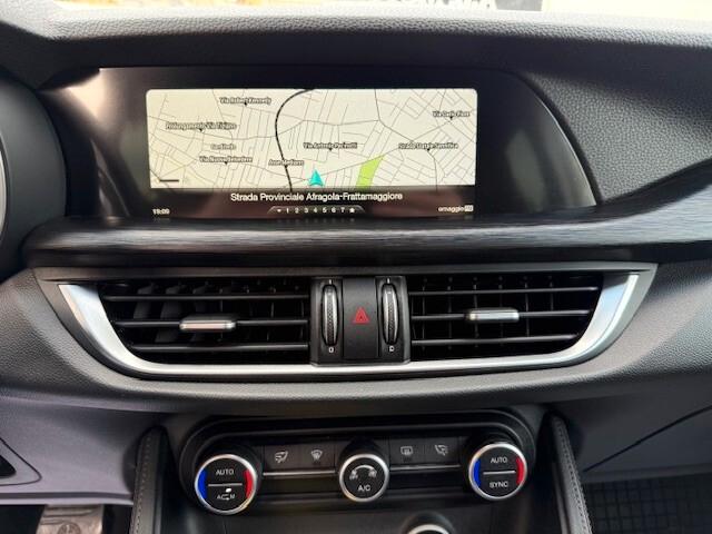 Alfa Romeo Stelvio 2.2 Turbodiesel 180 CV AT8 RWD Super