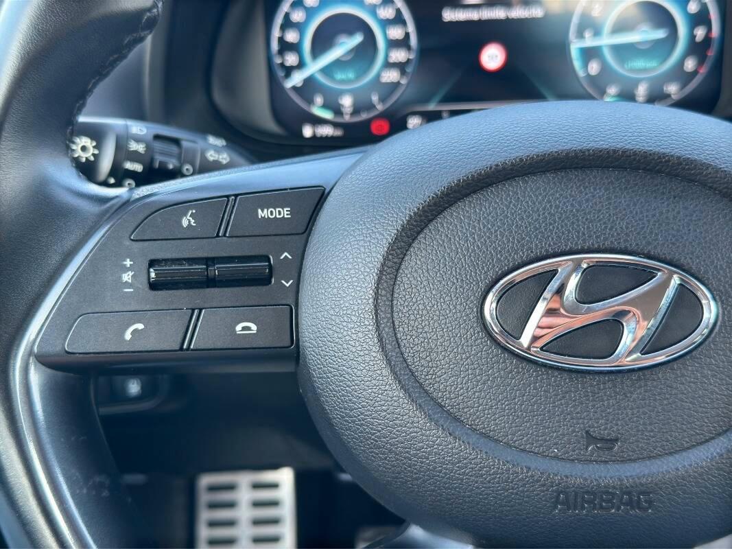 Hyundai Bayon 1.2 mpi Xline con TELECAMERA E CARPLAY