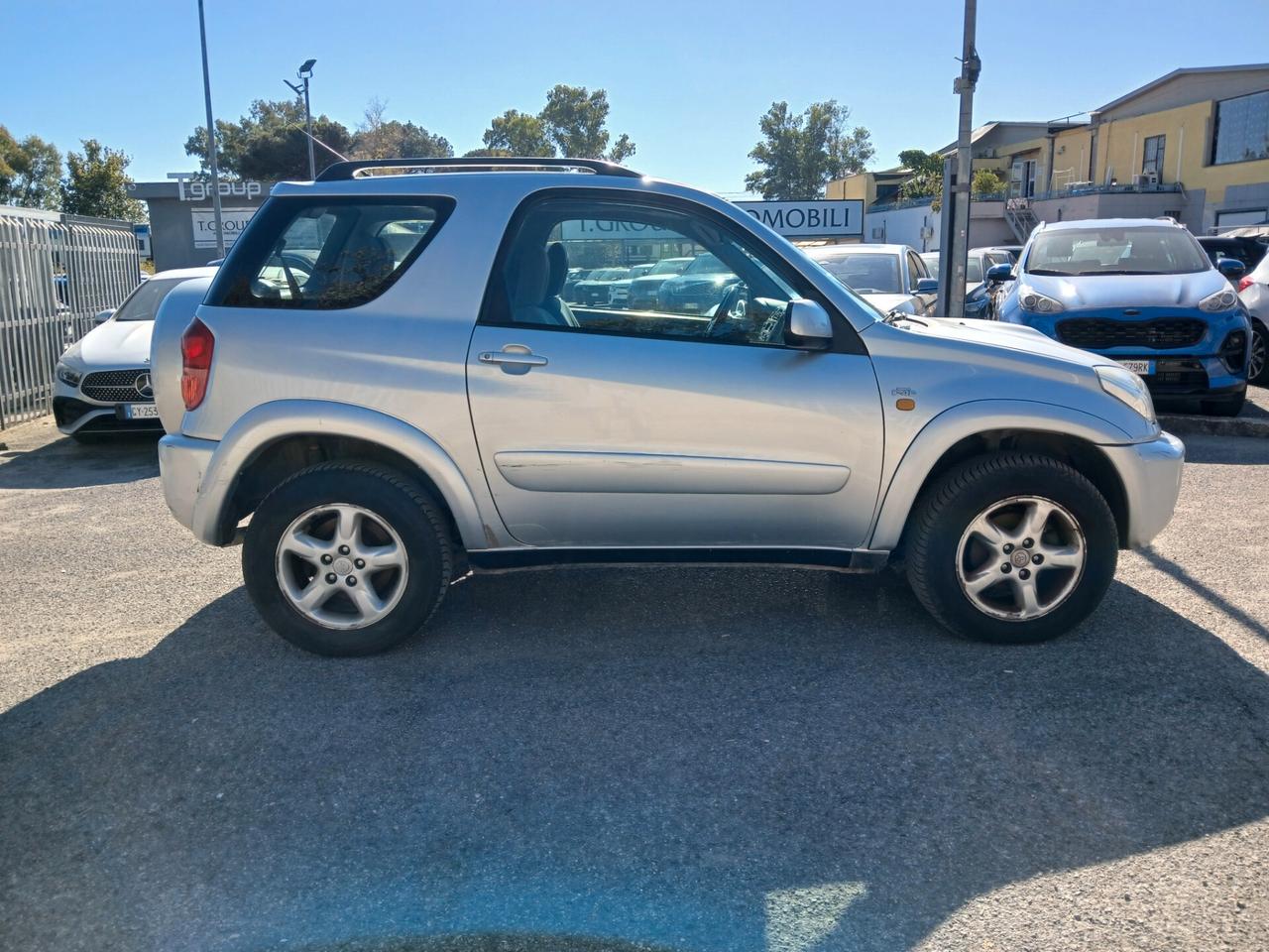 Toyota RAV4 2.0 Tdi D-4D cat 3P Sol