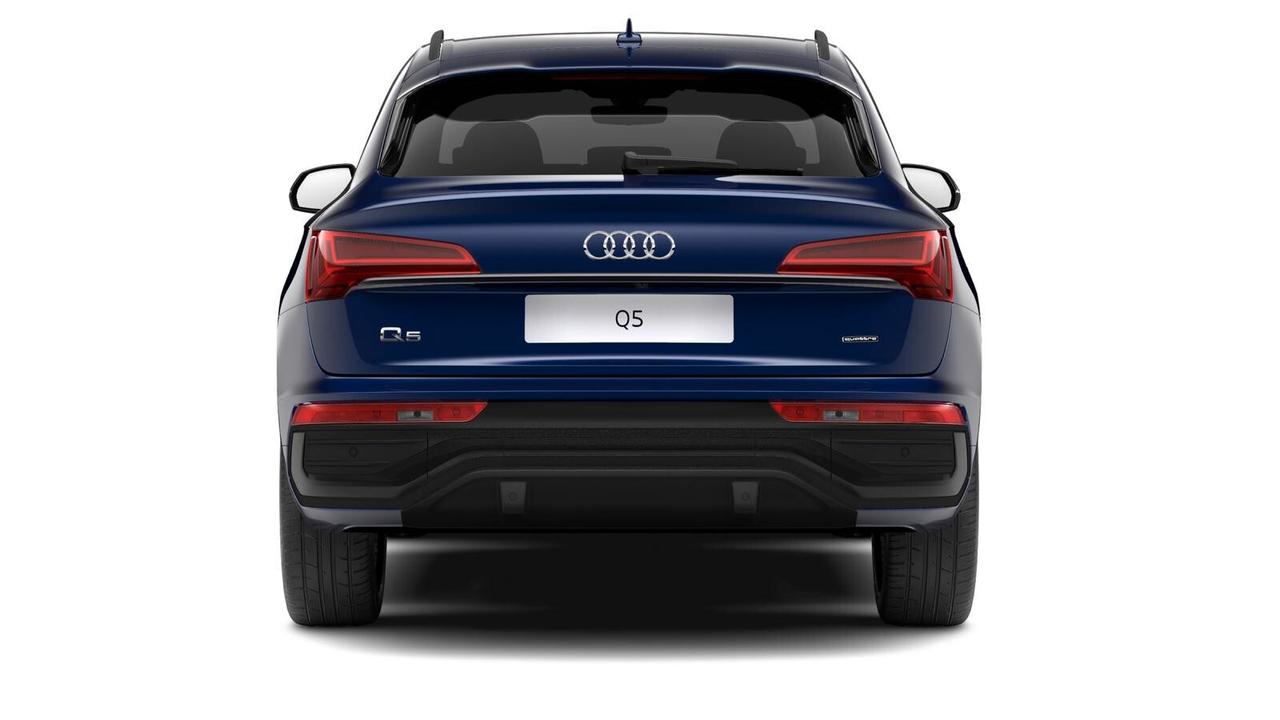 AUDI Q5 SPORTBACK 40TDI S-LINE QUATTRO S-TRONIC IN ARRIVO