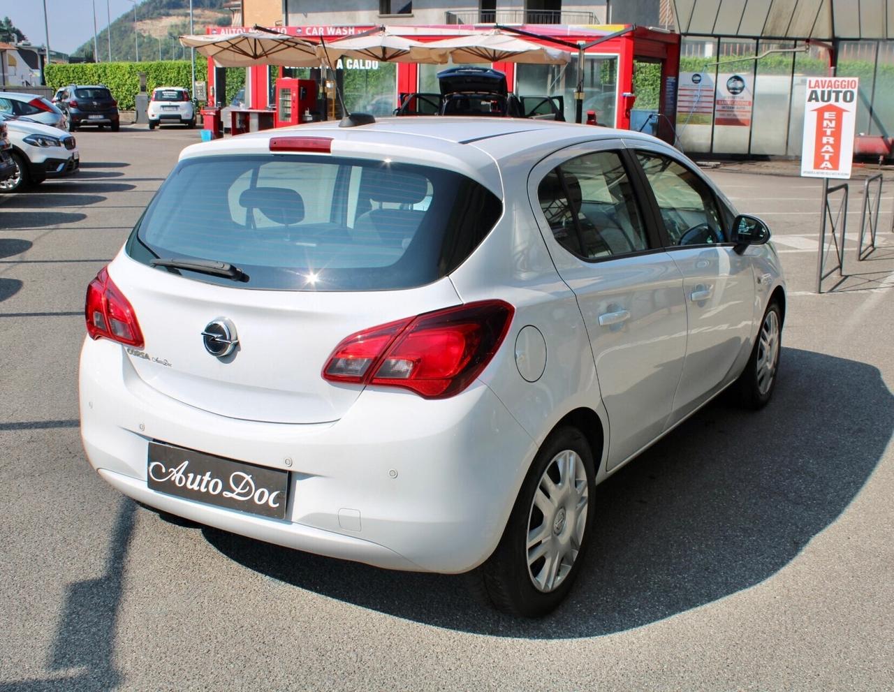 Opel Corsa 1.4 90CV GPL Tech 5 porte PER NEOPATENTATI