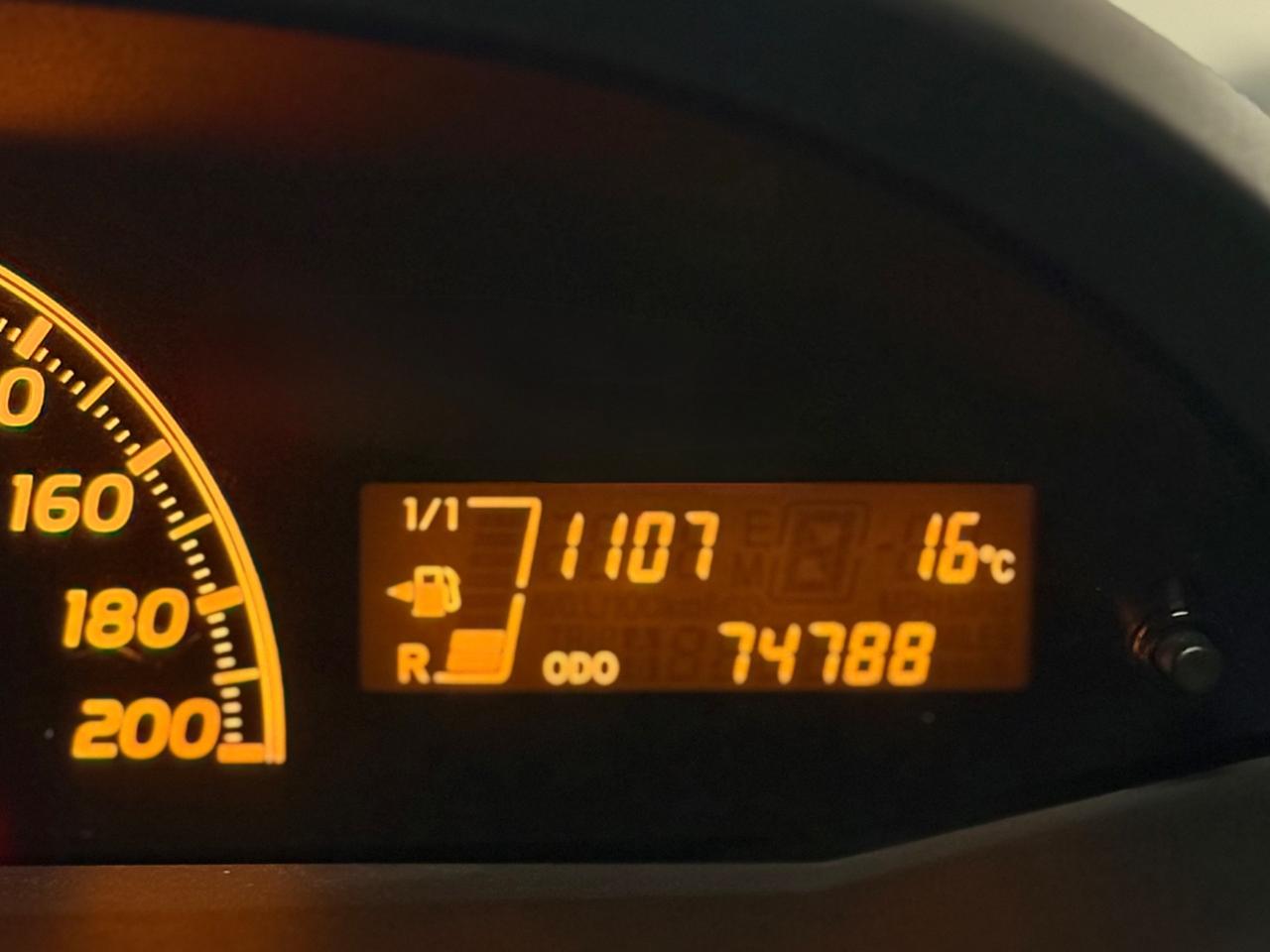 STUPENDA TOYOTA YARIS UNICO PROPRIETARIO CON 74.788 KM