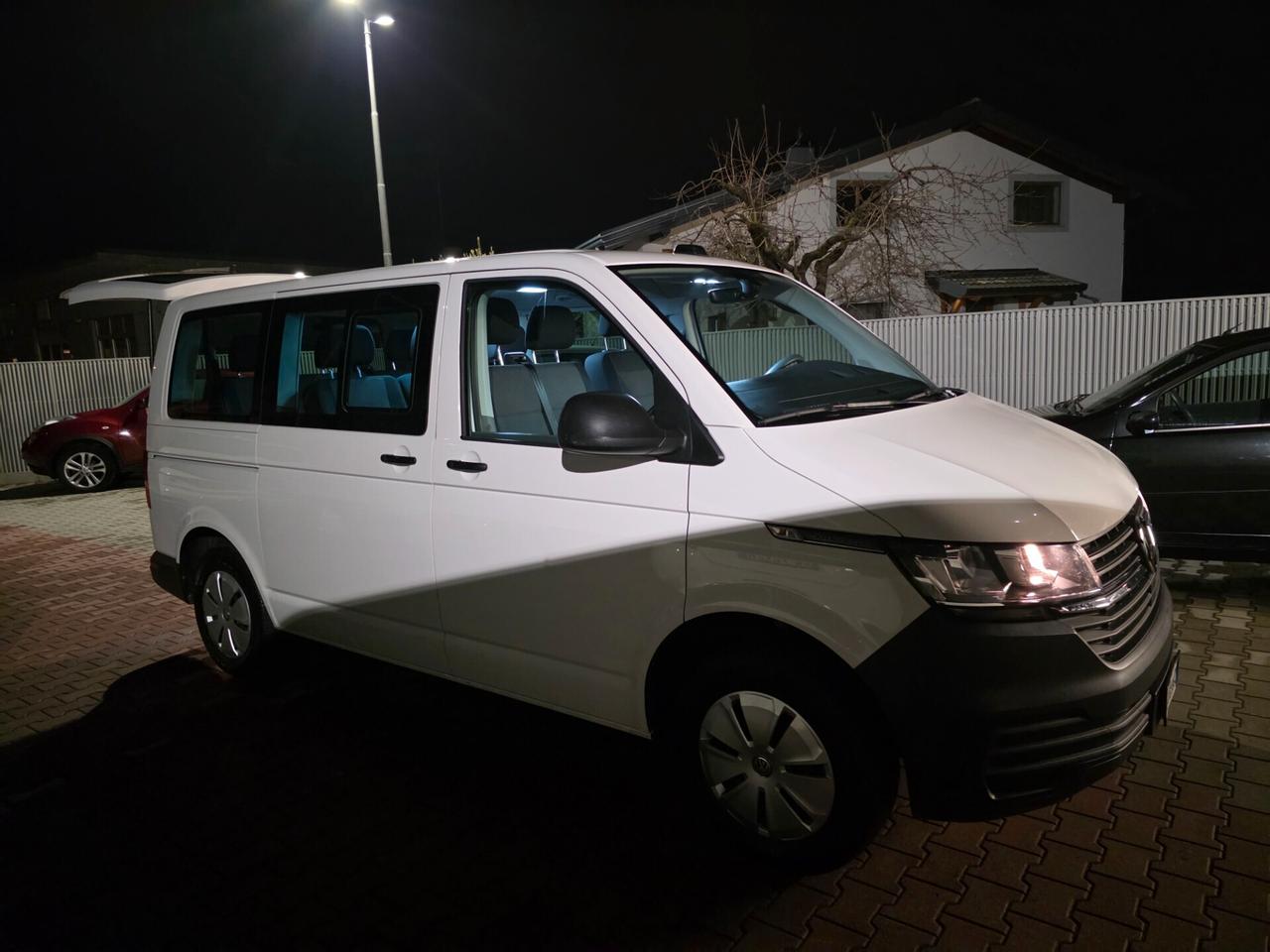 Volkswagen Caravelle 2.0 TDI 110CV PC Trendline solo 60.000km
