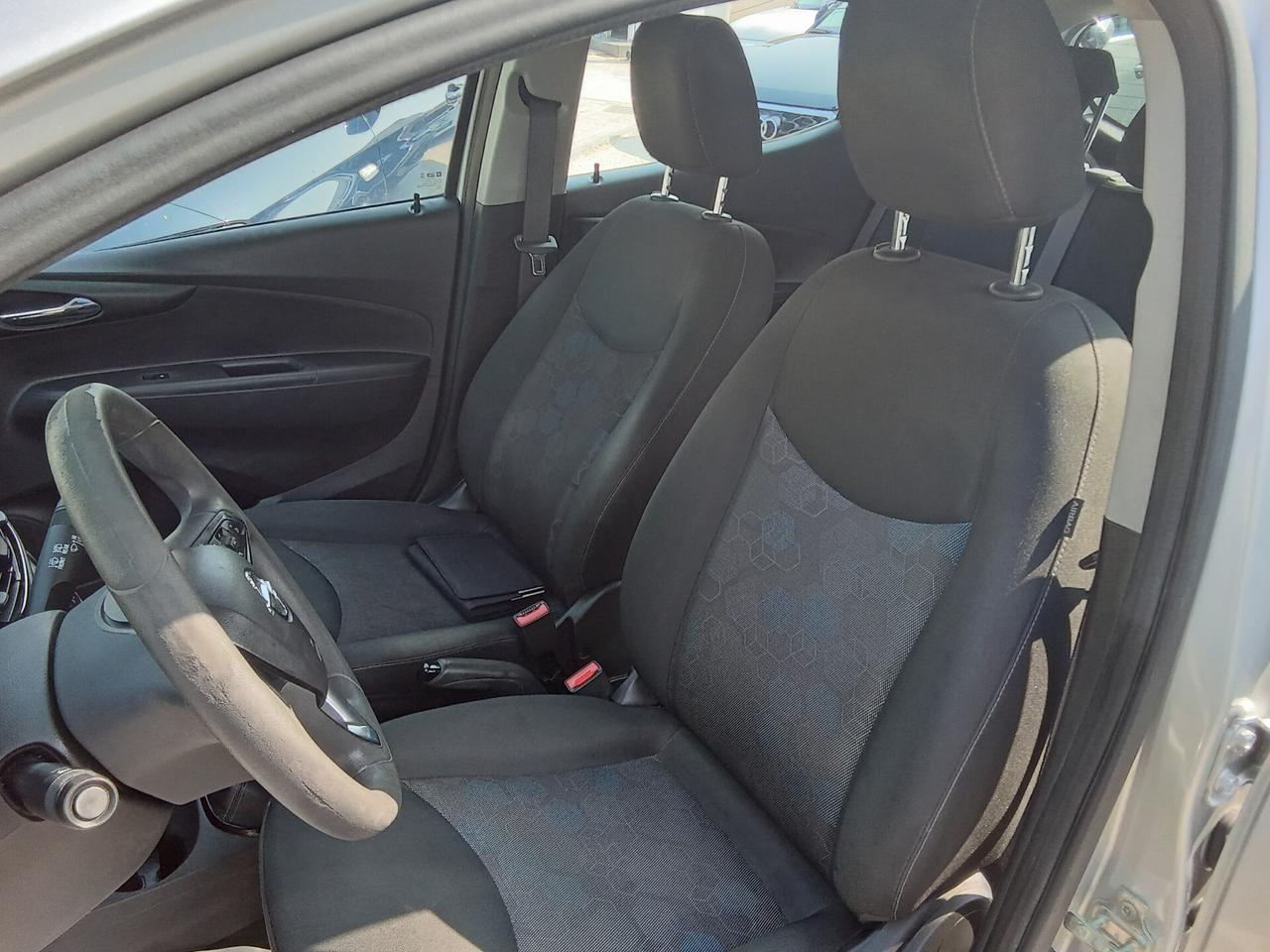 Opel Karl Rocks 1.0 75 CV
