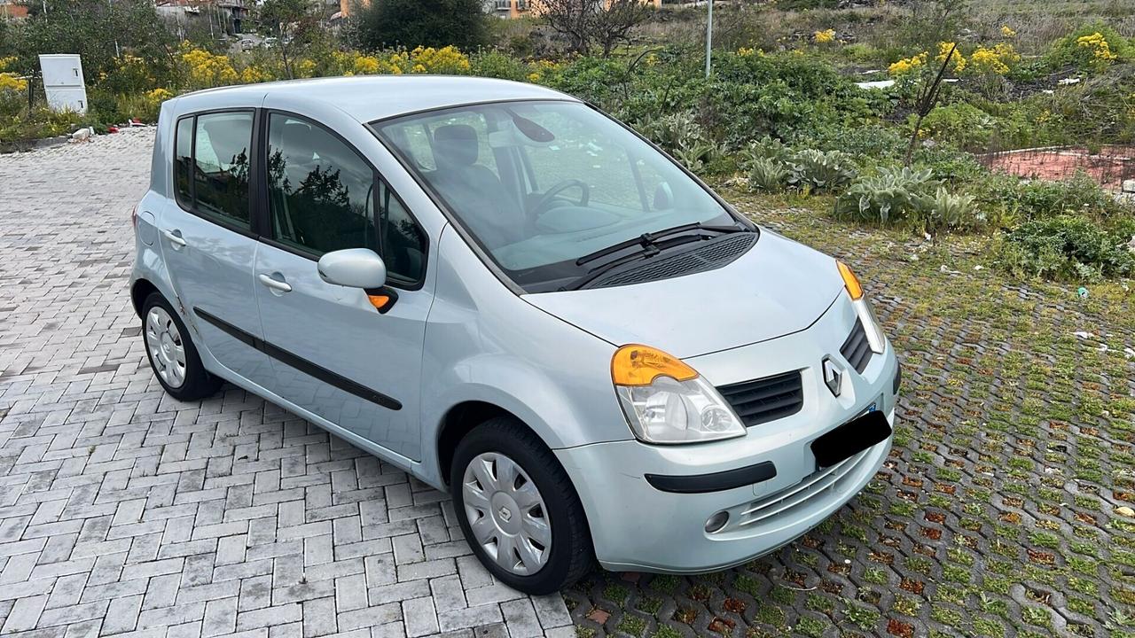 Renault Modus 1.5DCI 140000KM A-F-F-A-R-E