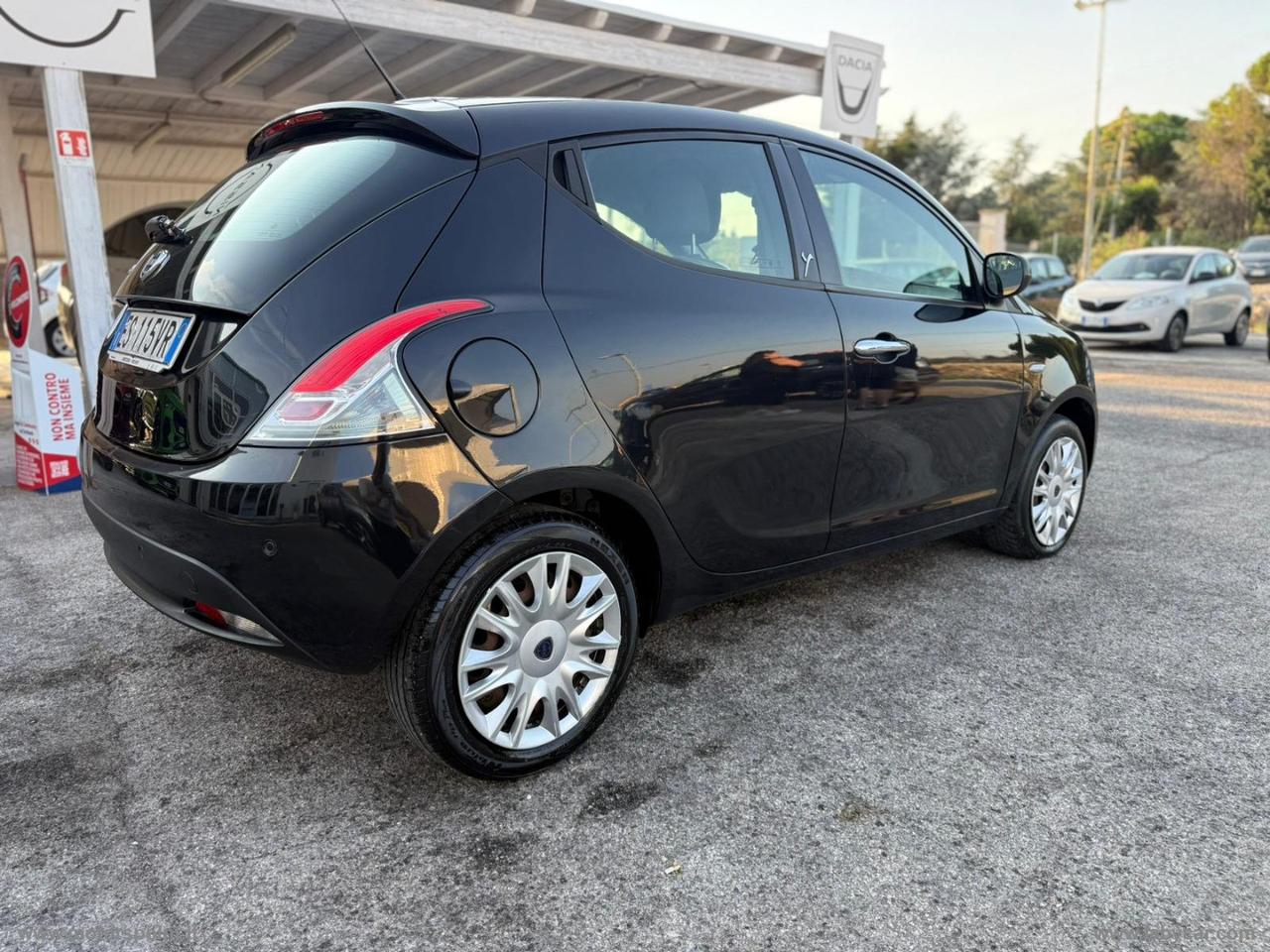 LANCIA Ypsilon 1.3 MJT 95 CV 5p. S&S Platinum