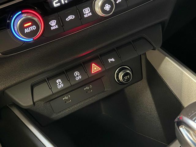 AUDI A1 SPB 35 TFSI S tronic Identity Black