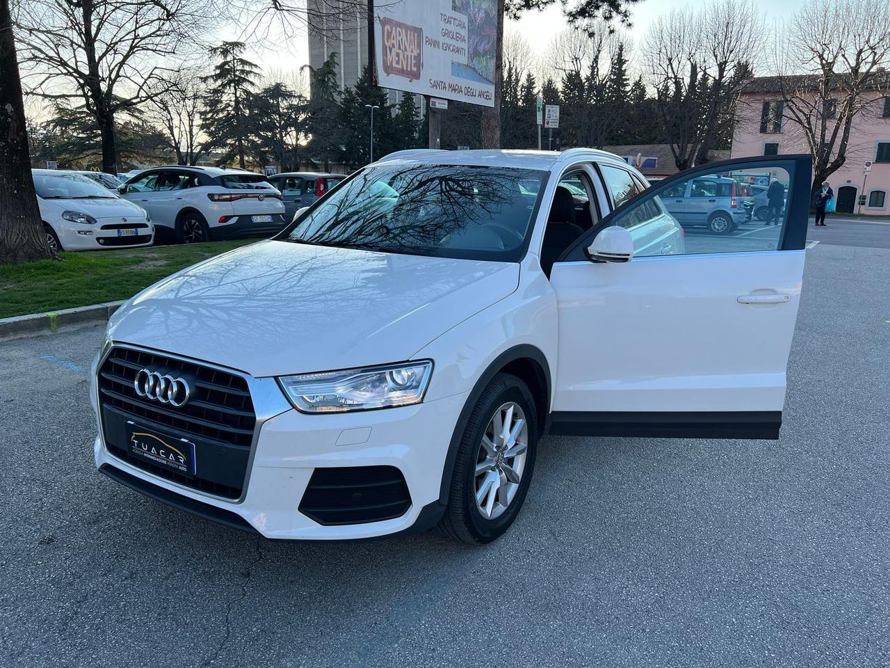 Audi Q3 2.0 TDI #9611