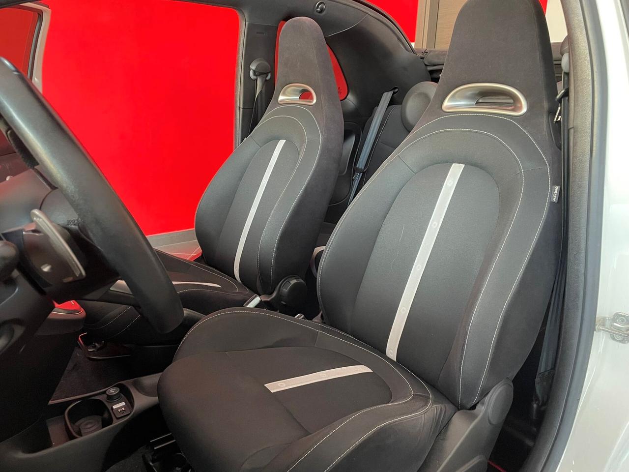 ABARTH 500C 1.4T-JET 140cv