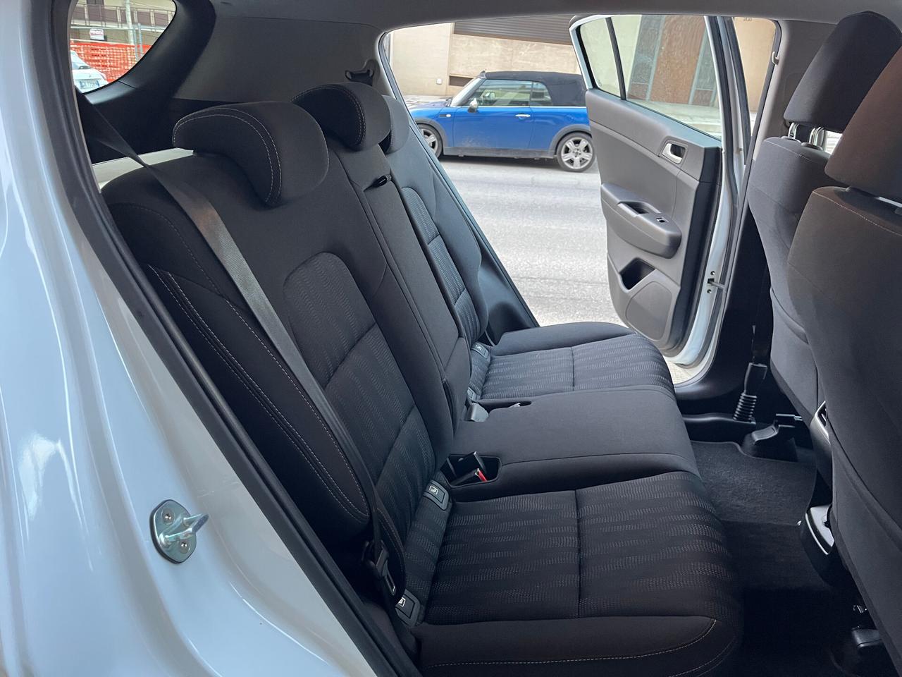 Kia Sportage 1.6 CRDI 136 CV 2WD Mild Hybrid Urban