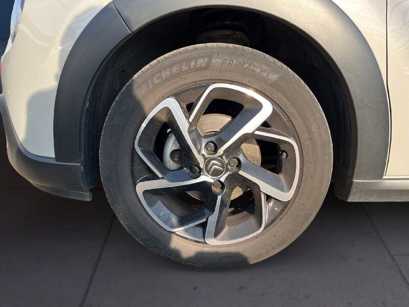 Citroën C3 III 2017 1.2 puretech Shine s&s 83cv my20