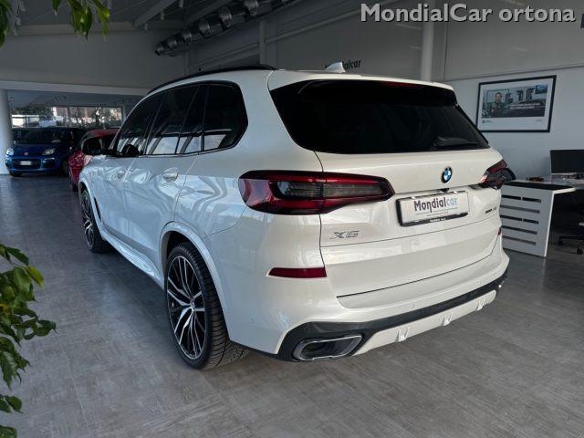 BMW X5 xDrive25d Msport 22'' HEAD-UP KEYLESS PERLA