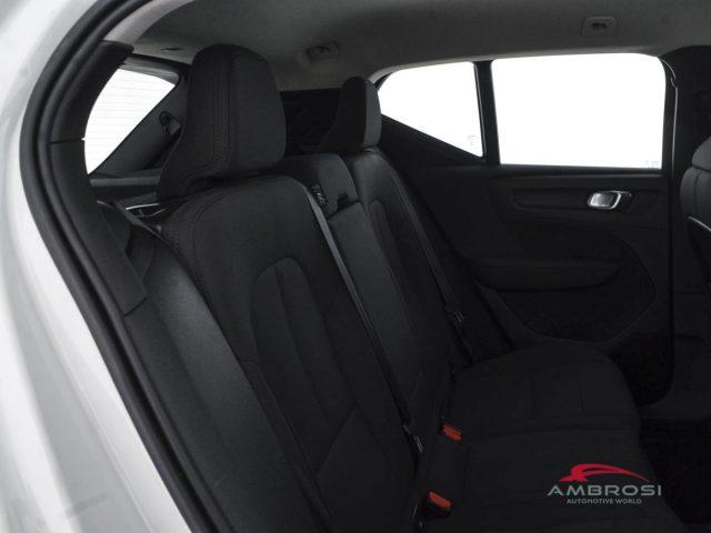 VOLVO XC40 T2 Geartronic Momentum