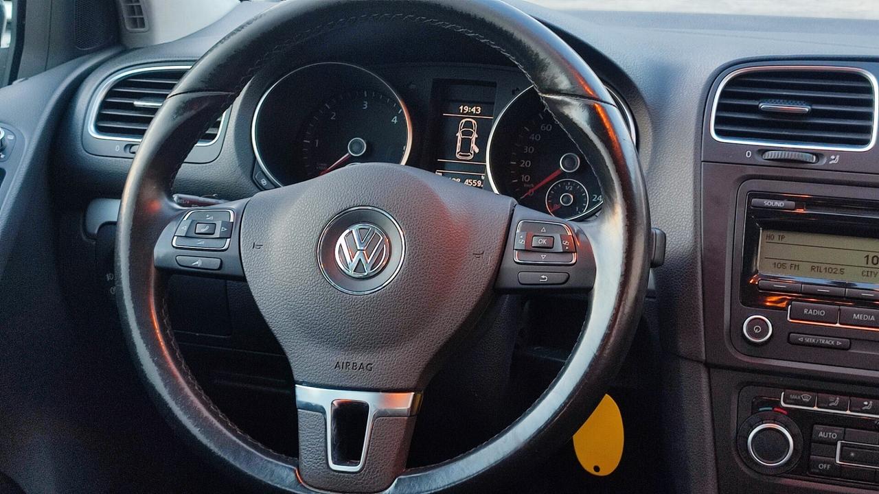 Volkswagen Golf 1.6 TDI DPF 5p. Highline
