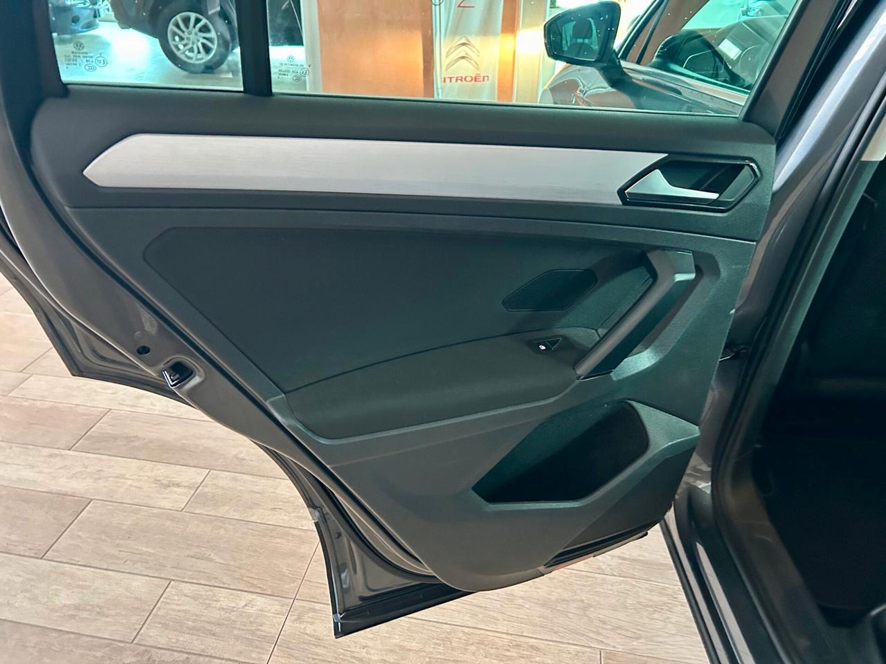 Volkswagen Tiguan 2.0 TDI SCR DSG 4MOTION Advanced BMT