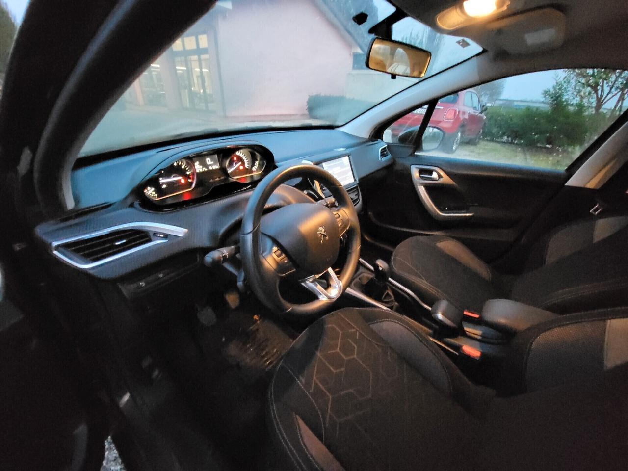 Peugeot 2008-1.2 PROMO-PERMUTA