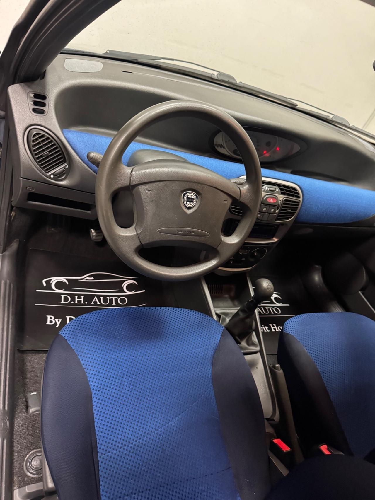 Lancia Y 1.2i 16V cat Elefantino Blu