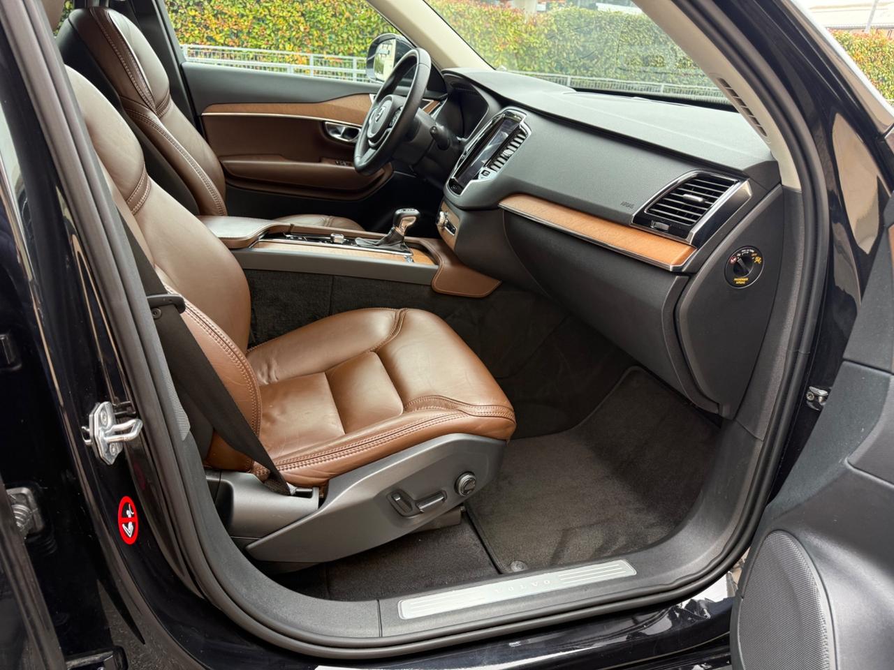 Volvo XC90 D5 AWD Geartronic Inscription 7 posti