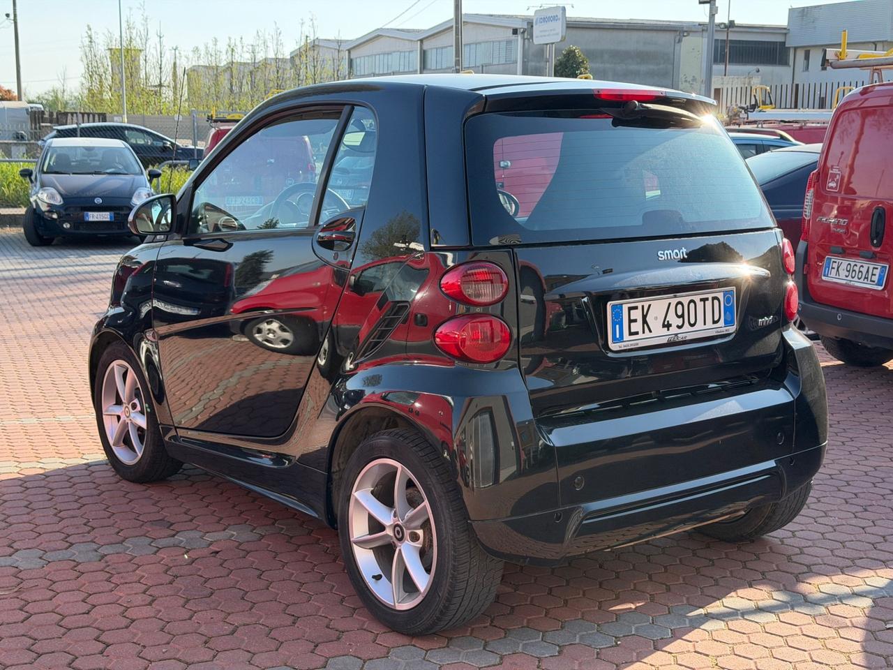 Smart ForTwo 1000 52 kW coupé pure