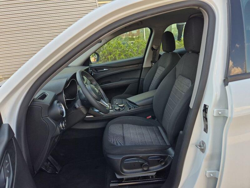 Alfa Romeo Stelvio Stelvio 2.2 Turbodiesel 160 CV AT8 RWD