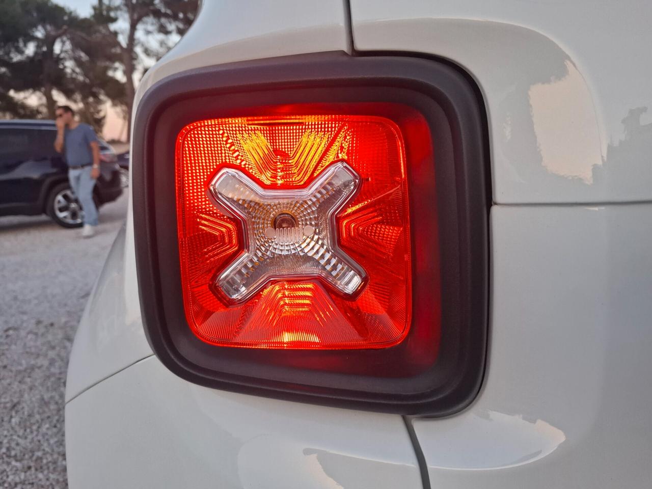 JEEP RENEGADE 1.6 M-JET 130cv- CRUISE-LED *MY 22*