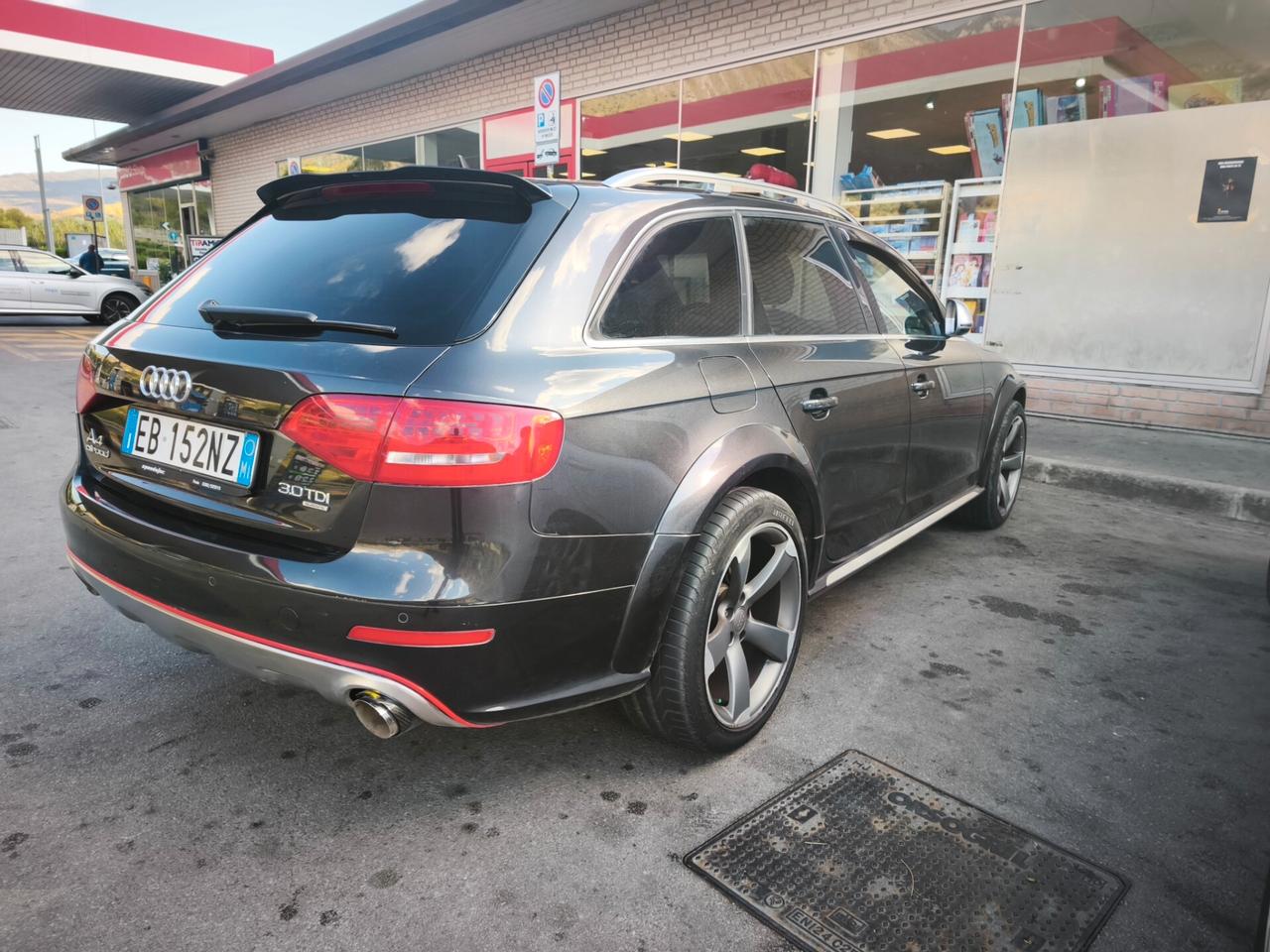Audi A4 allroad 3.0 V6 tdi S-tronic TETTO FULL