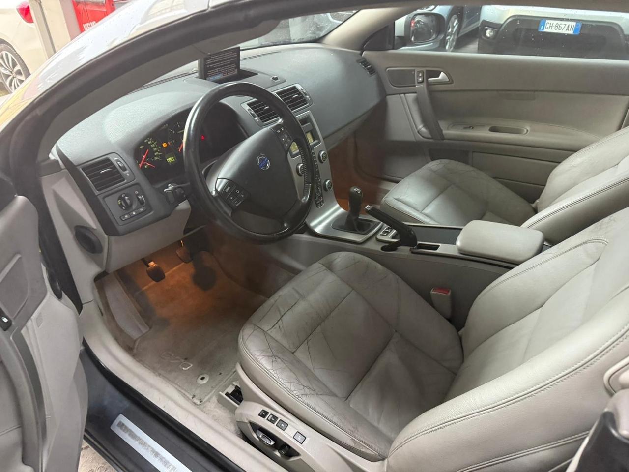 Volvo C70 2.4 D5 20V cabrio