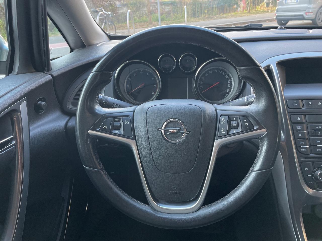 Opel Astra 1.4 Turbo 140CVGPL Cosmo/GARANZIA