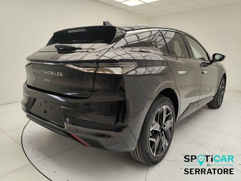 DS DS4 N°4 ÉTOILE ALCANTARA