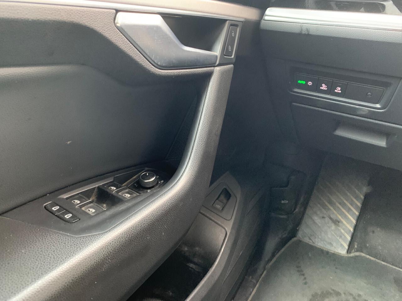 VOLKSWAGEN TOUAREG 3.0 V6 TDI 231 CV 4MOTION R-LINE