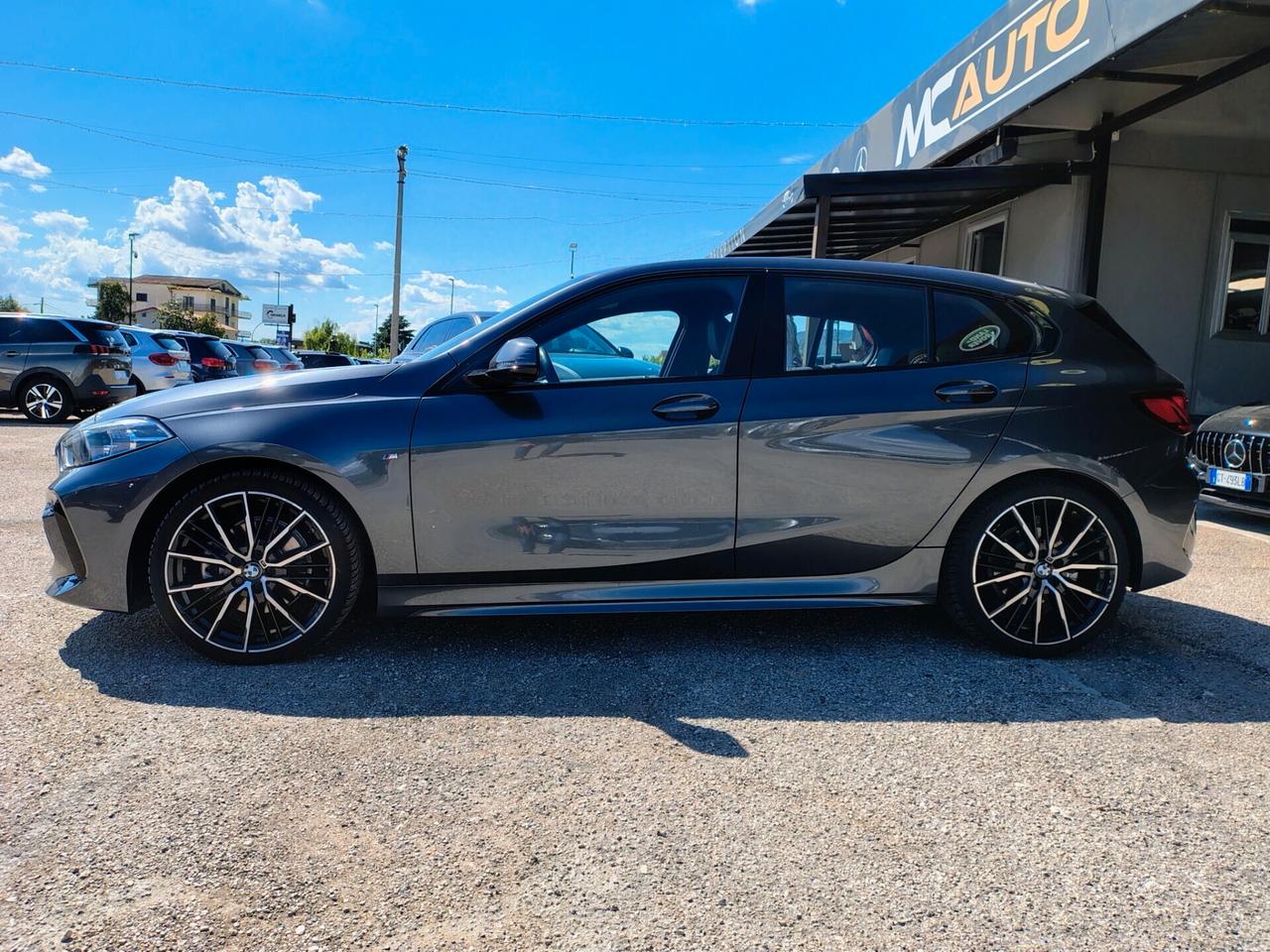Bmw 116 116d 5p. Msport