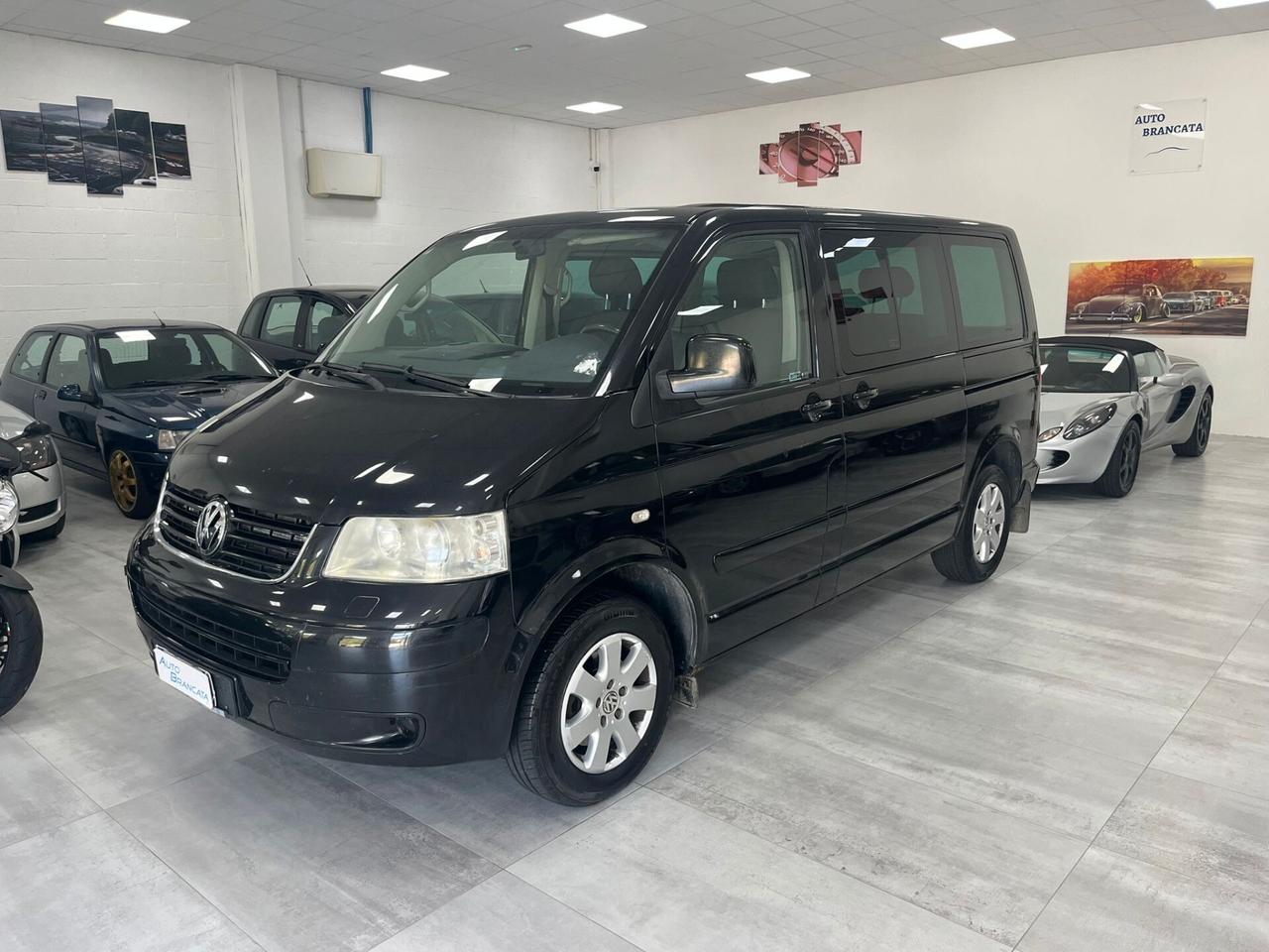 Volkswagen Multivan 2.5 TDI/130CV Highline