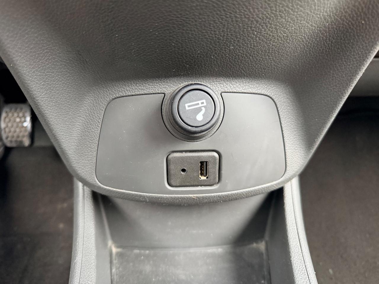 Chevrolet Spark 1.0 LT 77.000 KM