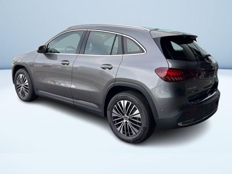 Mercedes-Benz EQA 300 4Matic Progressive Advanced