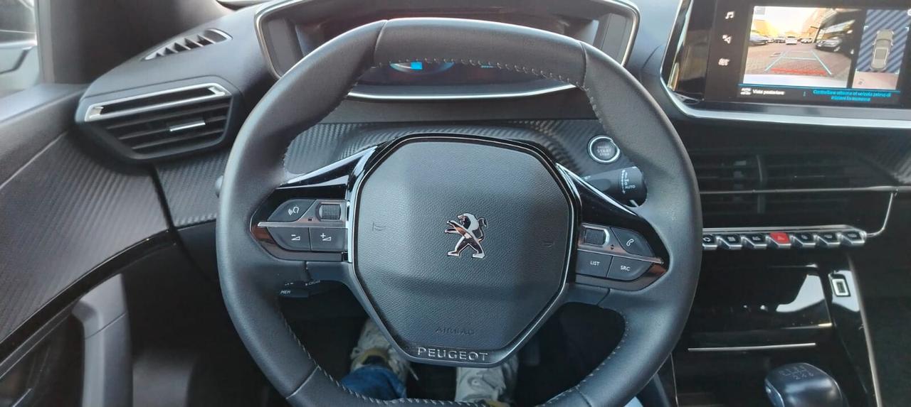 Peugeot 2008 PureTech 100 S&S Allure Pack