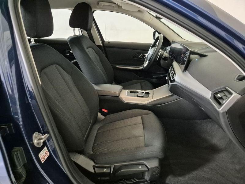 BMW Serie 3 G21 2022 Touring 320e Touring auto