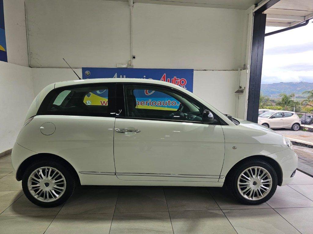 Lancia Ypsilon 1.3 MJT 75 CV Platinum