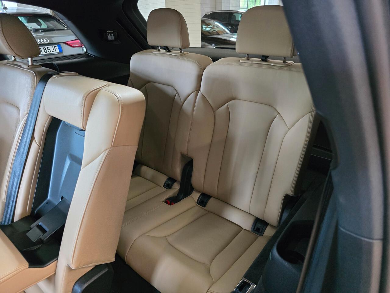 Audi Q7 50 TDI quattrO 7 POSTI 360 AMBIENT TOUR
